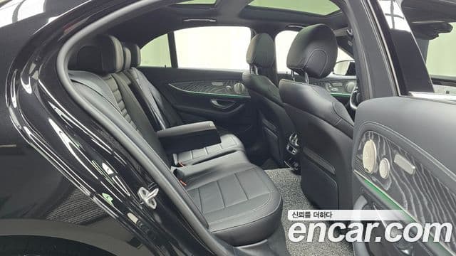 Mercedes-Benz E-класс W213 AMG Line, 2022 12