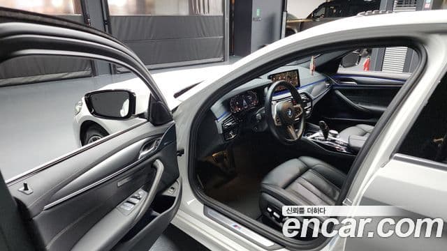 BMW 5시리즈 (G30) 520i M Sport, 2022 10