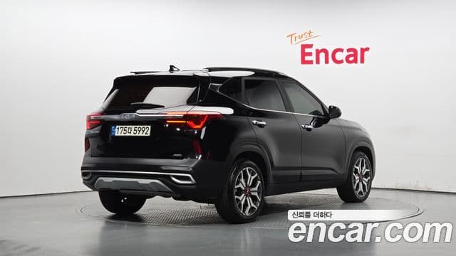 Kia Seltos Signature, 2022 2