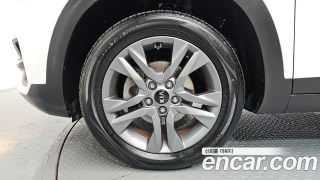 Kia Seltos Prestige, 2020 все фото