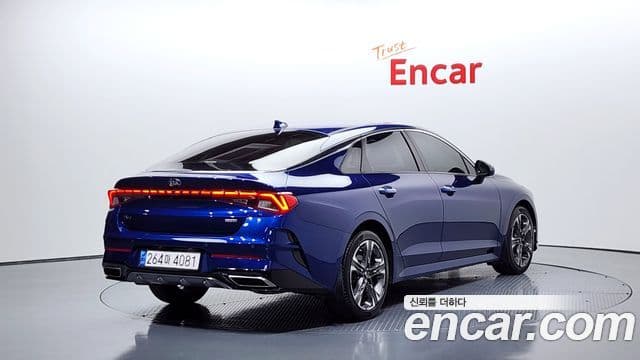 Kia K5 3세대 Signature, 2021 2