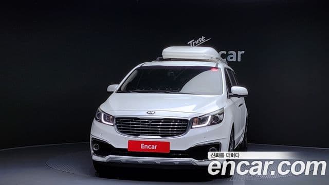 Kia All New Carnival Prestige, 2015 3
