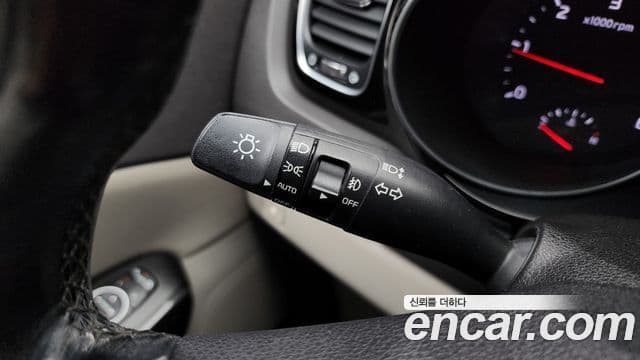 Kia All New Carnival Prestige, 2015 17