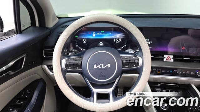 Kia Sportage 5세대 гибрид Signature 2WD, 2022 13