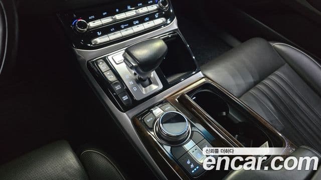 Genesis EQ900 Premium Luxury, 2017 9