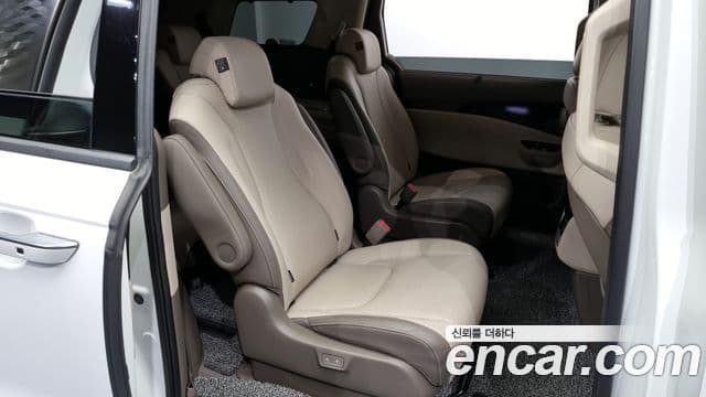 Kia Carnival 4세대 Signature, 2023 12