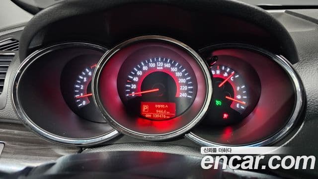 Kia Sorento R топовая версия, 2011 8