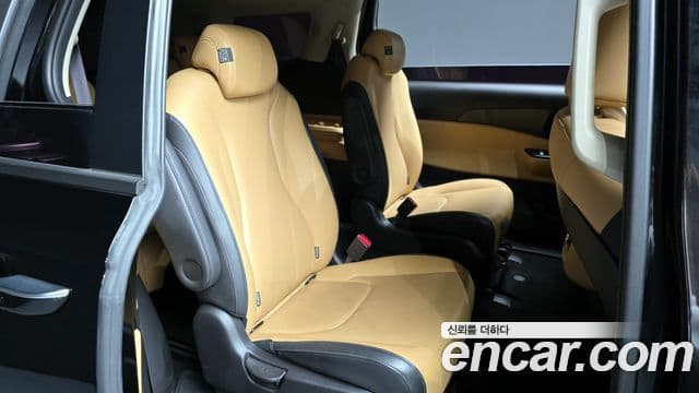 Kia Carnival 4세대 Prestige, 2022 12