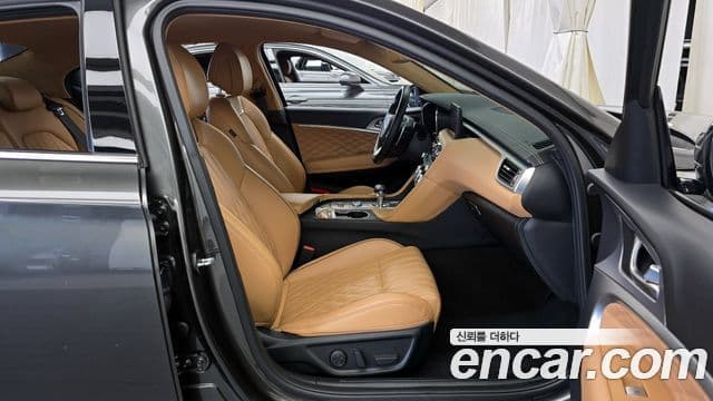 Genesis The / новый New G70, 2022 11