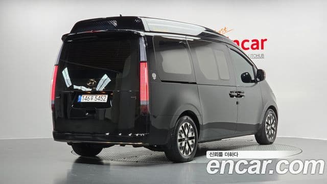 Hyundai Staria лимузин, 2024 2