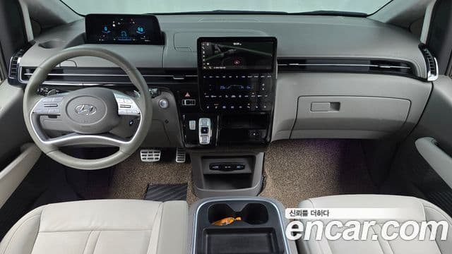 Hyundai Staria лимузин, 2024 7