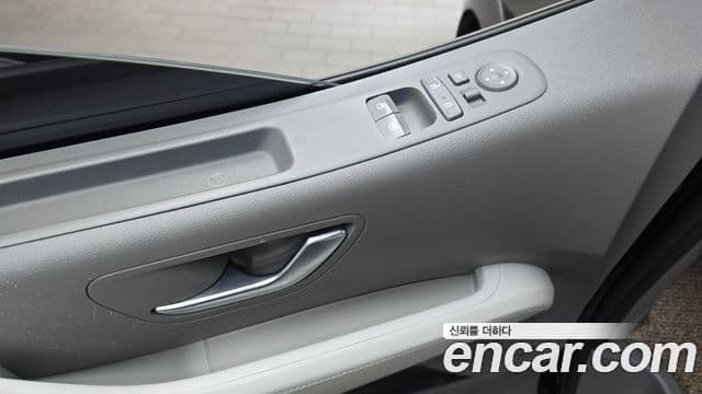 Hyundai Staria лимузин, 2024 17