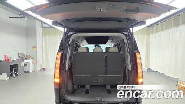 Hyundai Staria лимузин, 2024 20