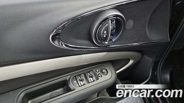 Mini Cooper S 클럽맨 2세대, 2023 19