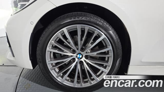 BMW 3시리즈 (G20) Luxury, 2022 все фото