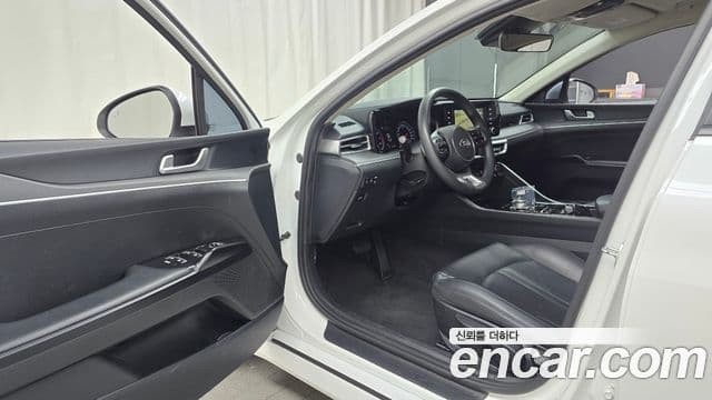 Kia K5 3세대 Trendy, 2021 11