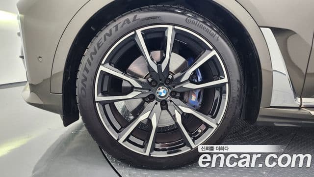 BMW X7 (G07) xDrive 40i M Sport 6인승, 2022 все фото