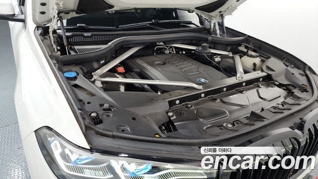 BMW X7 (G07) xDrive 40i M Sport 6인승, 2022 6