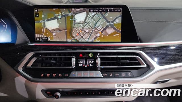 BMW X7 (G07) xDrive 40i M Sport 6인승, 2022 14