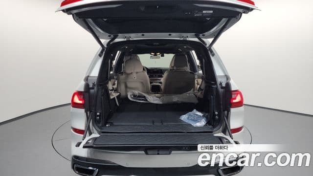 BMW X7 (G07) xDrive 40i M Sport 6인승, 2022 19