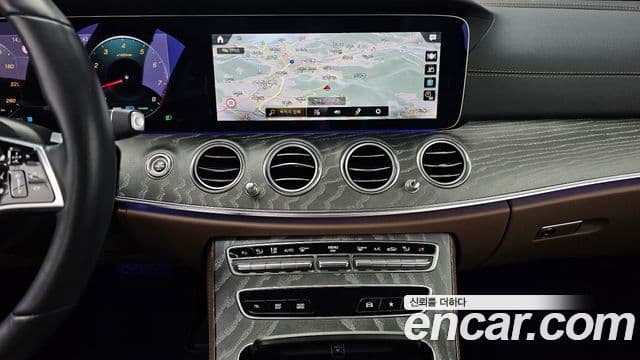 Mercedes-Benz E-класс W213 Avantgarde, 2022 15