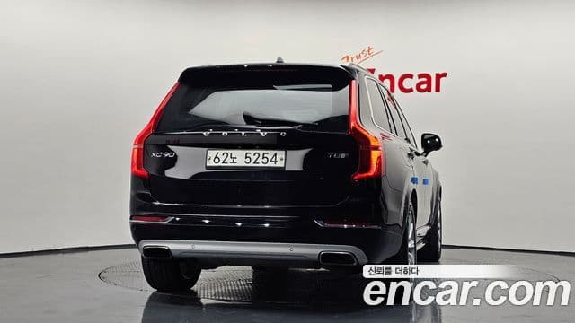Volvo XC90 2세대 T8 Inscription гибрид, 2017 4