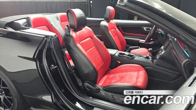 Ford Mustang кабриолет, 2018 10