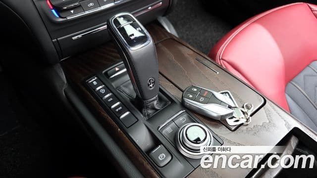 Maserati 기블리 3세대, 2021 9