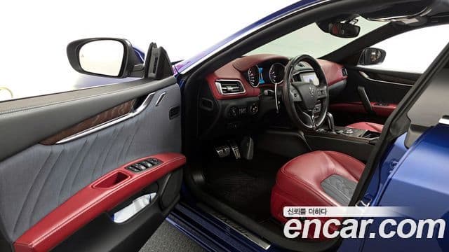 Maserati 기블리 3세대, 2021 10