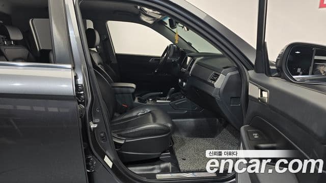KG모빌리티(SsangYong) Rexton Sport Adventure, 2019 11