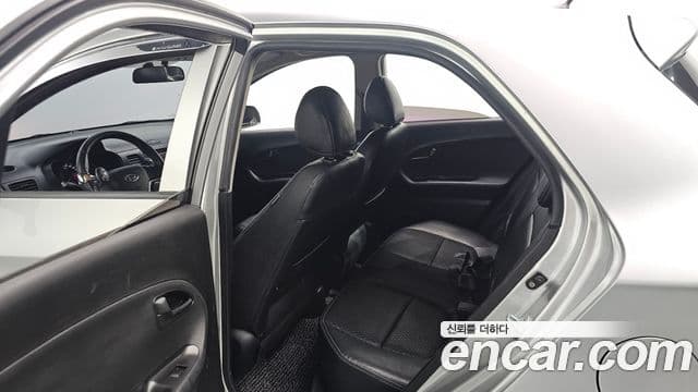 Kia All New Morning Deluxe, 2012 12