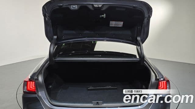 Lexus ES300h 7세대 Luxury Plus, 2023 20