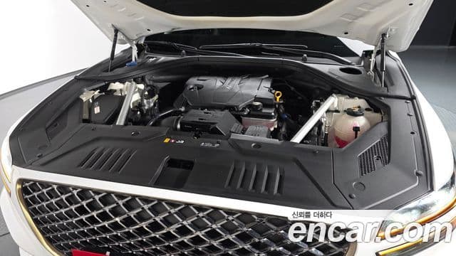 Genesis GV70, 2022 6