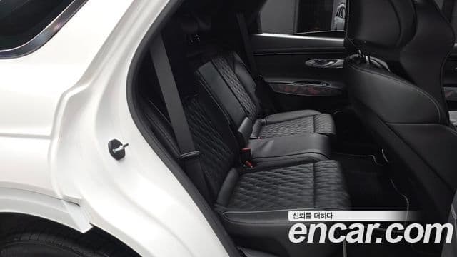 Genesis GV70, 2022 12