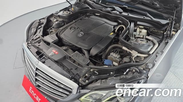 Mercedes-Benz E-класс W212 E300 Elegance, 2015 6