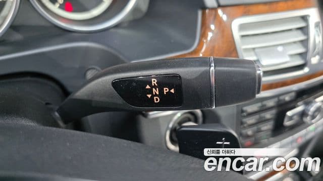 Mercedes-Benz E-класс W212 E300 Elegance, 2015 9