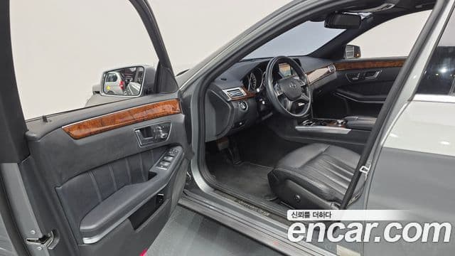 Mercedes-Benz E-класс W212 E300 Elegance, 2015 11