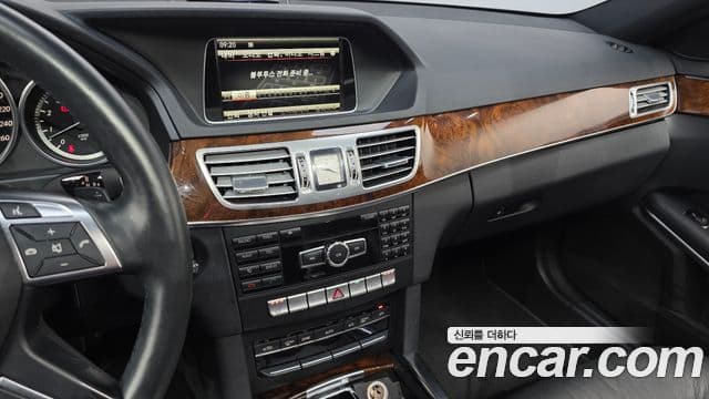 Mercedes-Benz E-класс W212 E300 Elegance, 2015 14