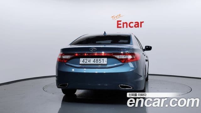 Hyundai Grandeur HG гибрид Premium, 2015 4