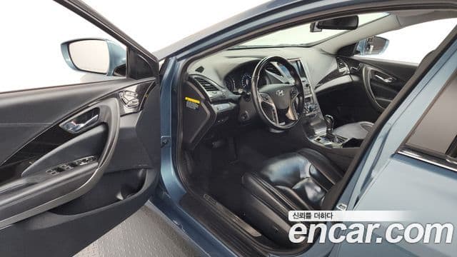 Hyundai Grandeur HG гибрид Premium, 2015 10