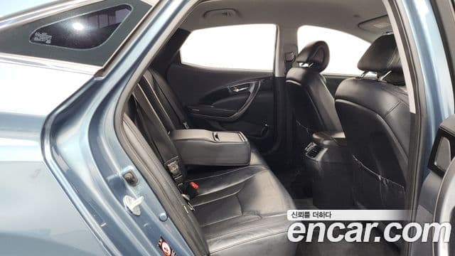 Hyundai Grandeur HG гибрид Premium, 2015 12