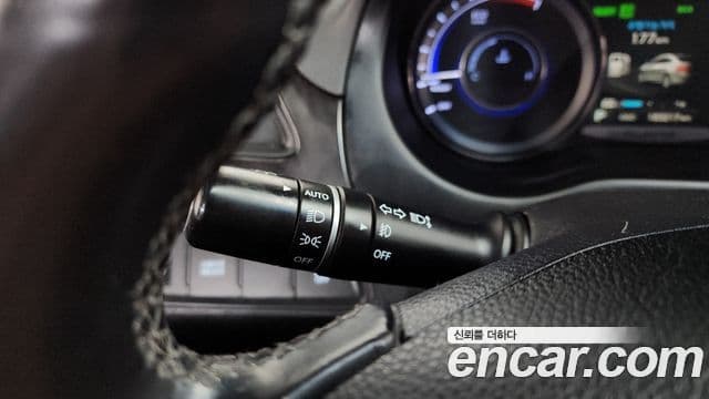 Hyundai Grandeur HG гибрид Premium, 2015 14