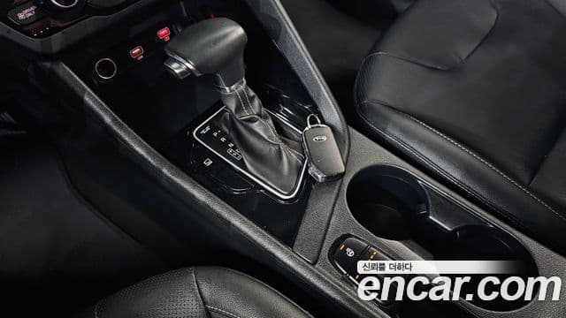 Kia The / новый New Niro Prestige, 2020 9