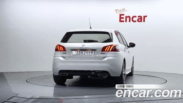 Peugeot 308 2세대 1.6 BlueHDi GT Line, 2018 4