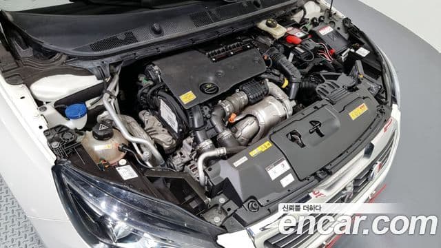 Peugeot 308 2세대 1.6 BlueHDi GT Line, 2018 6