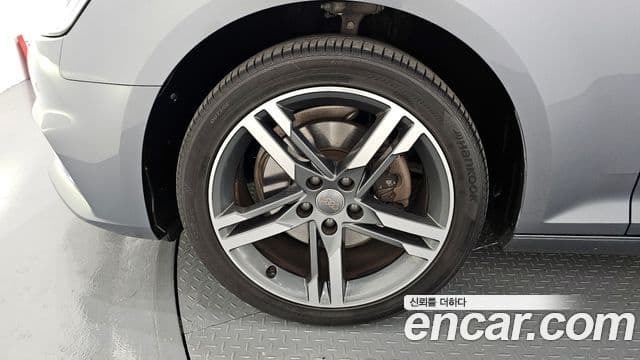 Audi A4 (B9) Premium, 2019 все фото