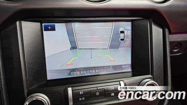 Ford Mustang кабриолет, 2020 16