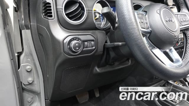 Jeep Wrangler (JL) 2.0 Overland Power top 4도어, 2023 13