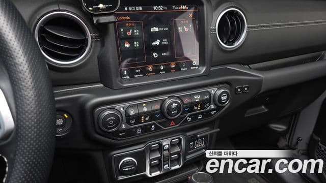 Jeep Wrangler (JL) 2.0 Overland Power top 4도어, 2023 17