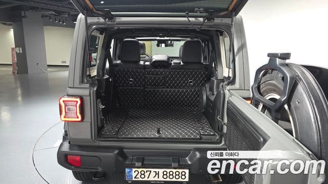 Jeep Wrangler (JL) 2.0 Overland Power top 4도어, 2023 20